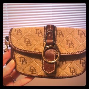 Dooney & Bourke Wristlet